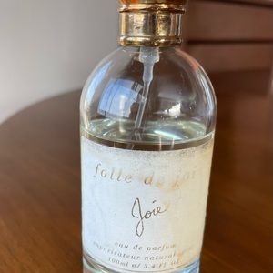 Folle de Joie perfume used